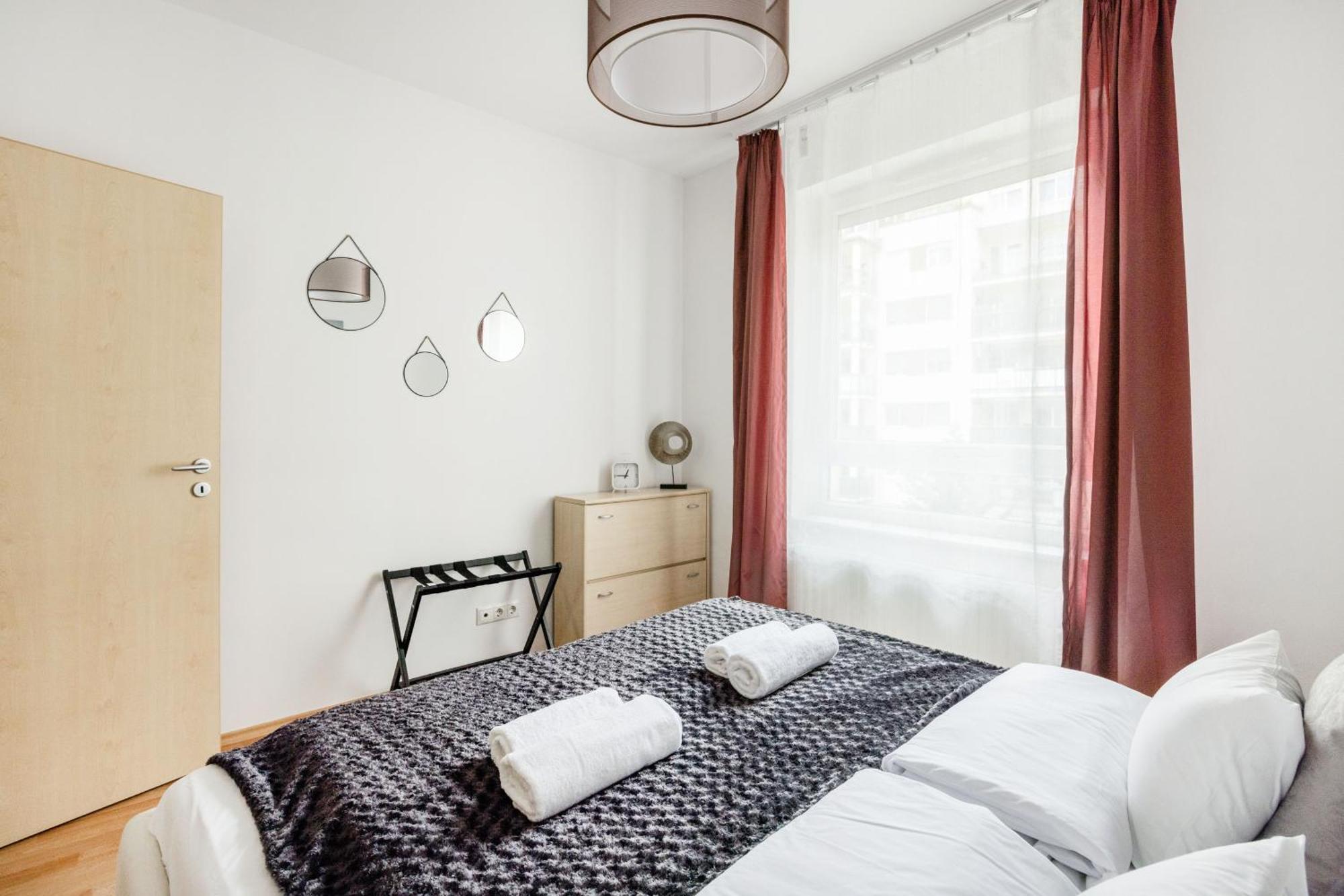 Modern Two-Bedroom Apartment With Free Parking Budapest Exteriör bild